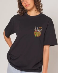 Looney Tunes Space Jam Stars T-Shirt -Threadheads Clothing Black Close Up Front 1 7ccaab17 afb8 4ec5 b212 2af642ce703d