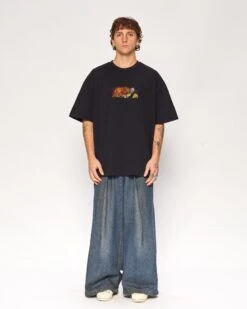 Mortal Kombat Banner Oversized Tee -Threadheads Clothing Black Full Body Oversized Front d4ef64cd 6751 4ba5 be96 ec22defa796d