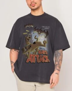 Scooby-Doo Bats Attack Wash Tee