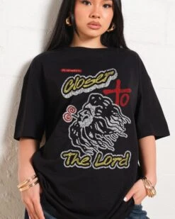Closer To The Lord Oversized Tee -Threadheads Clothing BlackWomenOversized Front acfa0137 c4e4 4e9c 865e e0b8c46c7305