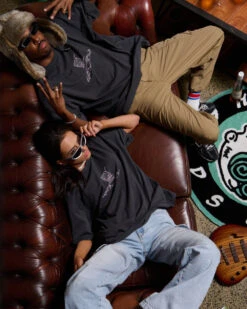 Negroni Cocktail Club Oversized Tee -Threadheads Clothing DrinkCapsule 4 cd5fba58 8ba8 44b2 bfa8 17f3f20922ed