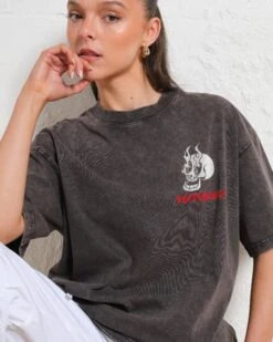 Stay Hydrated While You Suffer Wash Tee -Threadheads Clothing GreyWashed Front 5024c097 1ec6 4e47 a5ed fa38d17efd4b