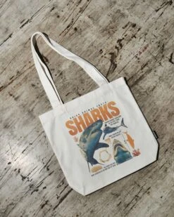 Quick Animal Facts - Sharks Tote Bag -Threadheads Clothing Natural ToteBags bd2f9004 baff 4e96 9482 af13d52e34e8