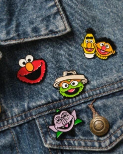 Sesame Street 5 Pin Bundle -Threadheads Clothing Pins lifestyle 071 1 21cceca0 ef16 4fab a33b c04eab7a3884