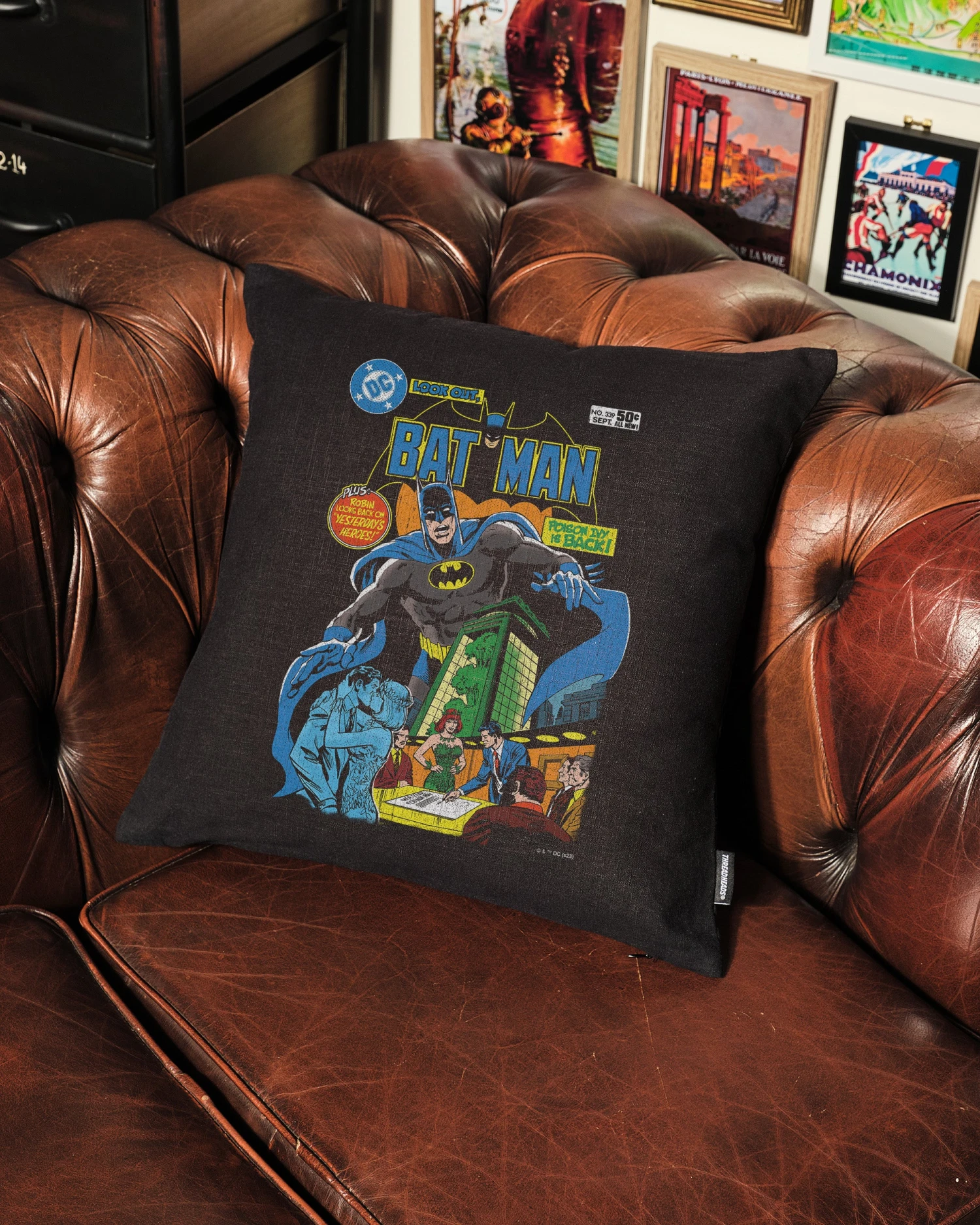 DC Poison Ivy Returns Cushion 4 DC Poison Ivy Returns Cushion - Image 2