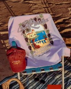 Fruitful Endeavours Oversized Tee -Threadheads Clothing TravelCapsuleImage436 895469a8 e22d 49a1 abf4 5877cd94222d