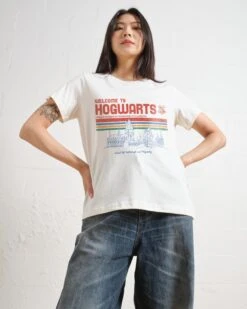 Harry Potter Welcome To Hogwarts Women's Tee